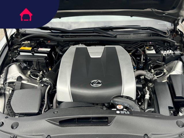 2022 Lexus IS