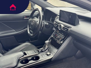 2022 Lexus IS