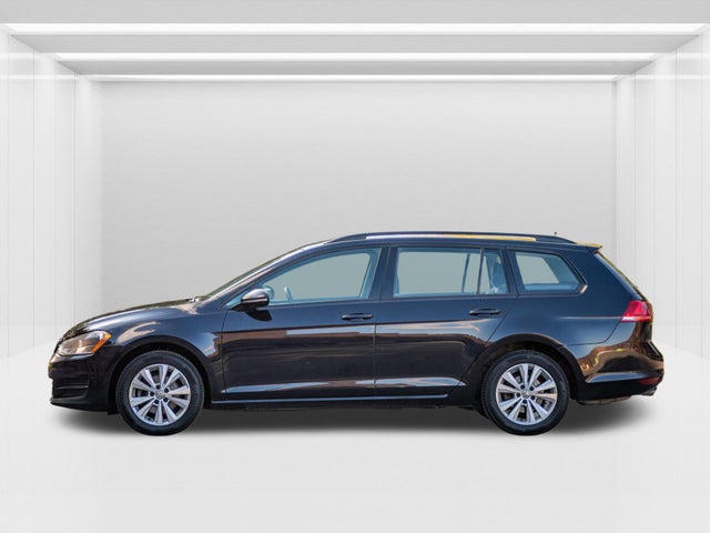 2017 Volkswagen Golf SportWagen