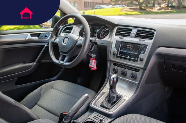 2017 Volkswagen Golf SportWagen