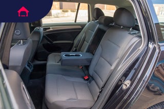 2017 Volkswagen Golf SportWagen