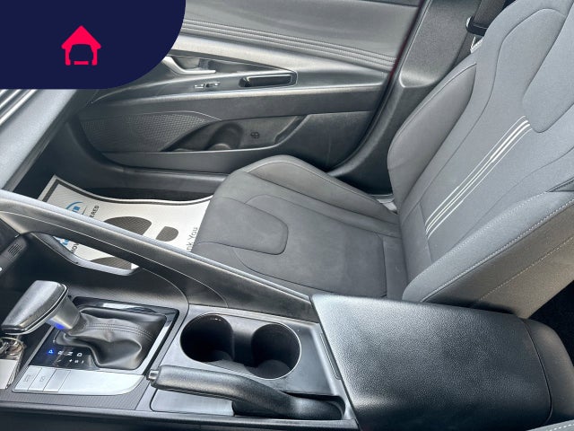 2022 Hyundai Elantra