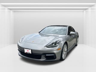 2018 Porsche Panamera