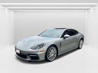 2018 Porsche Panamera