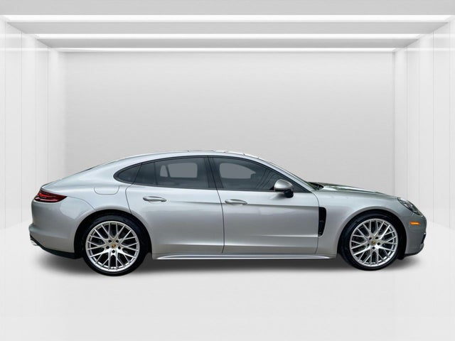 2018 Porsche Panamera