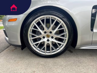 2018 Porsche Panamera