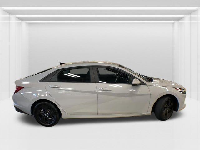 2022 Hyundai Elantra
