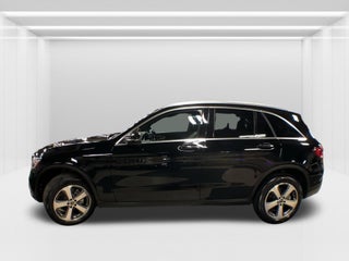 2022 Mercedes-Benz GLC