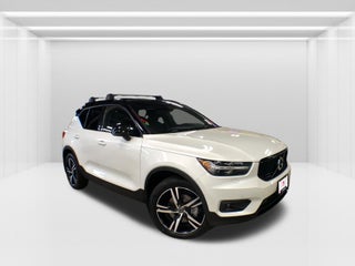 2022 Volvo XC40