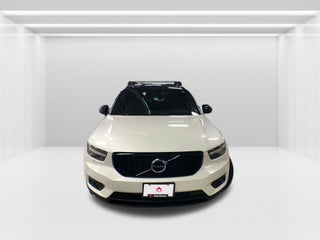 2022 Volvo XC40