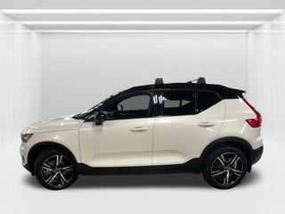 2022 Volvo XC40