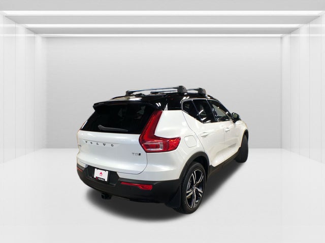 2022 Volvo XC40