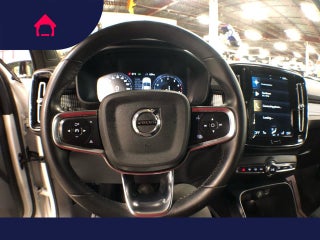 2022 Volvo XC40