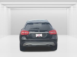 2017 Mercedes-Benz GLA