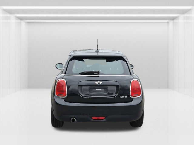 2016 MINI Cooper Hardtop 4 Door
