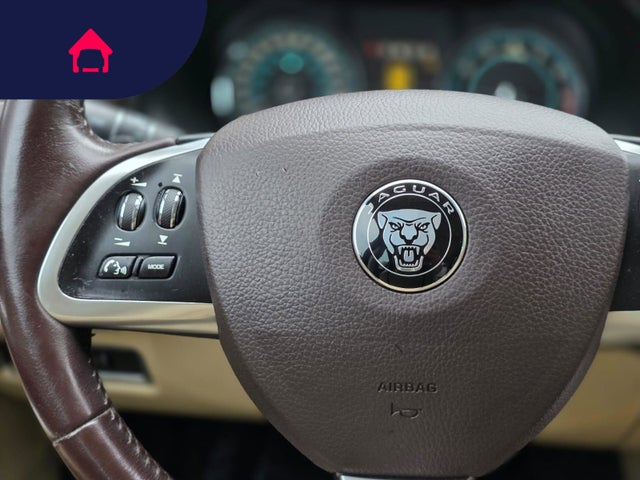 2015 Jaguar XF