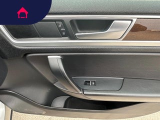 2016 Volkswagen Touareg