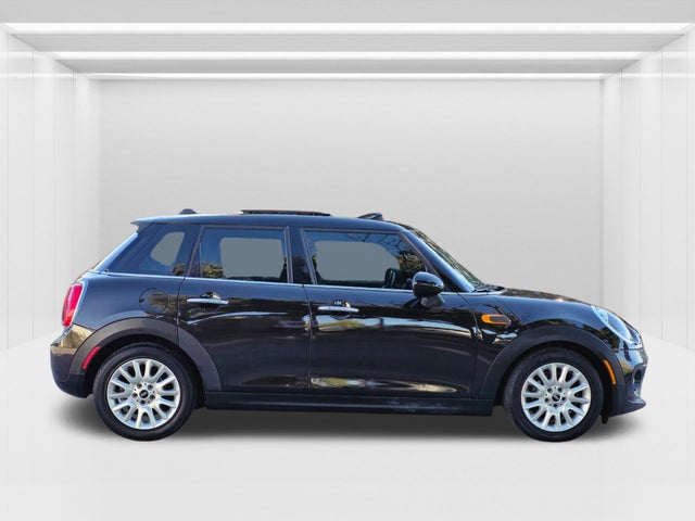 2015 MINI Cooper Hardtop 4 Door