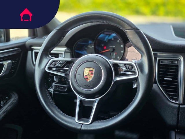 2017 Porsche Macan