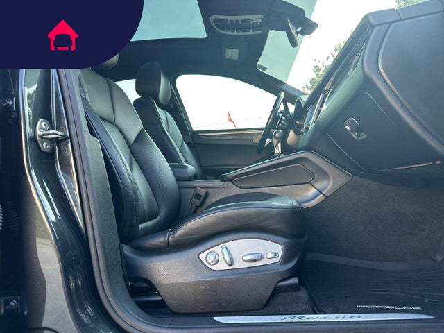 2017 Porsche Macan