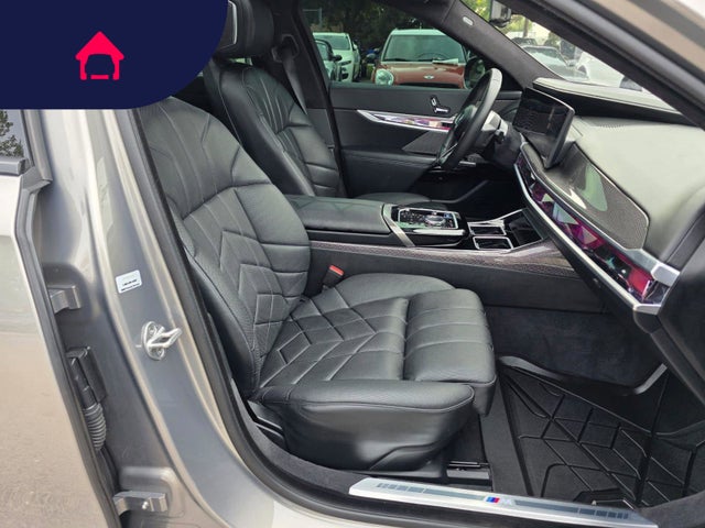 2023 BMW i7