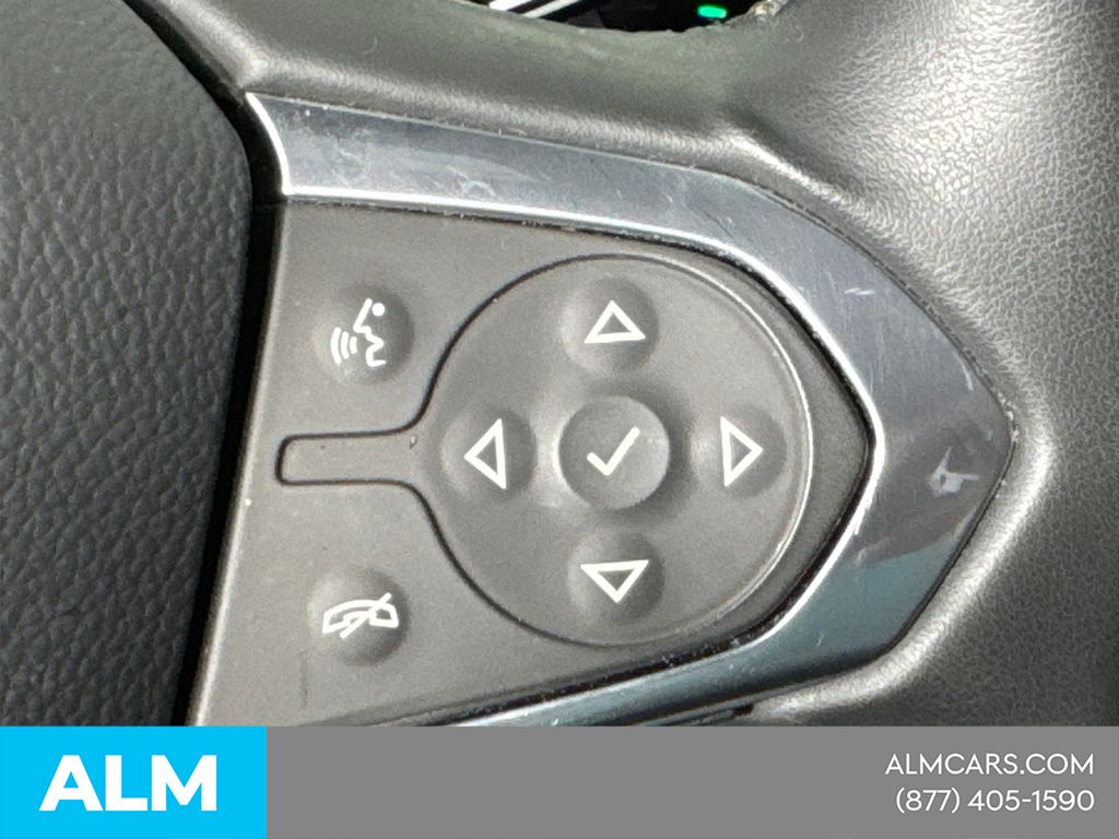 Used 2023 Summit White Chevrolet LT Cloth image 66
