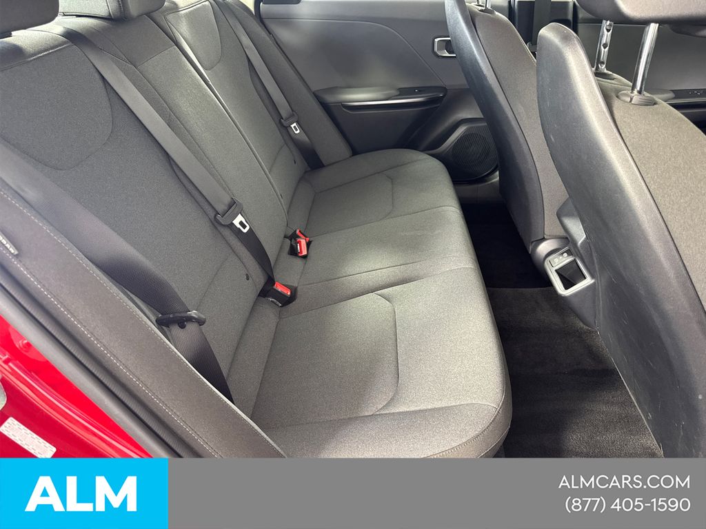 2025 Kia K4 LXS - Photo 54