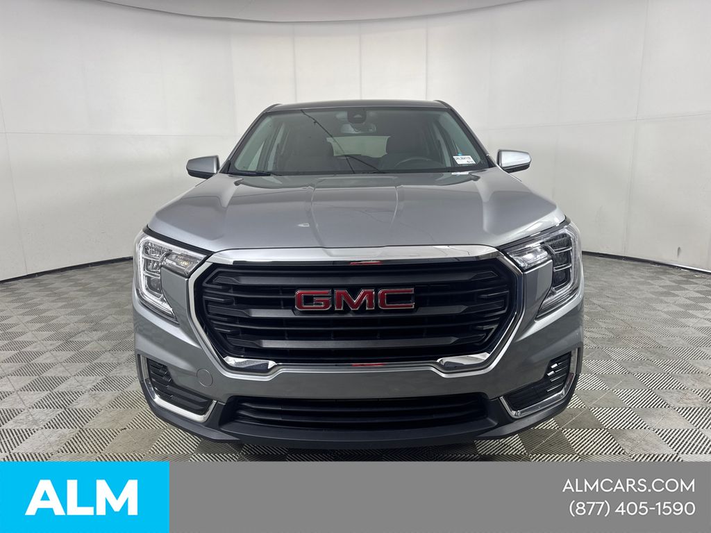 Used 2024 Sterling Metallic GMC SLE image 45