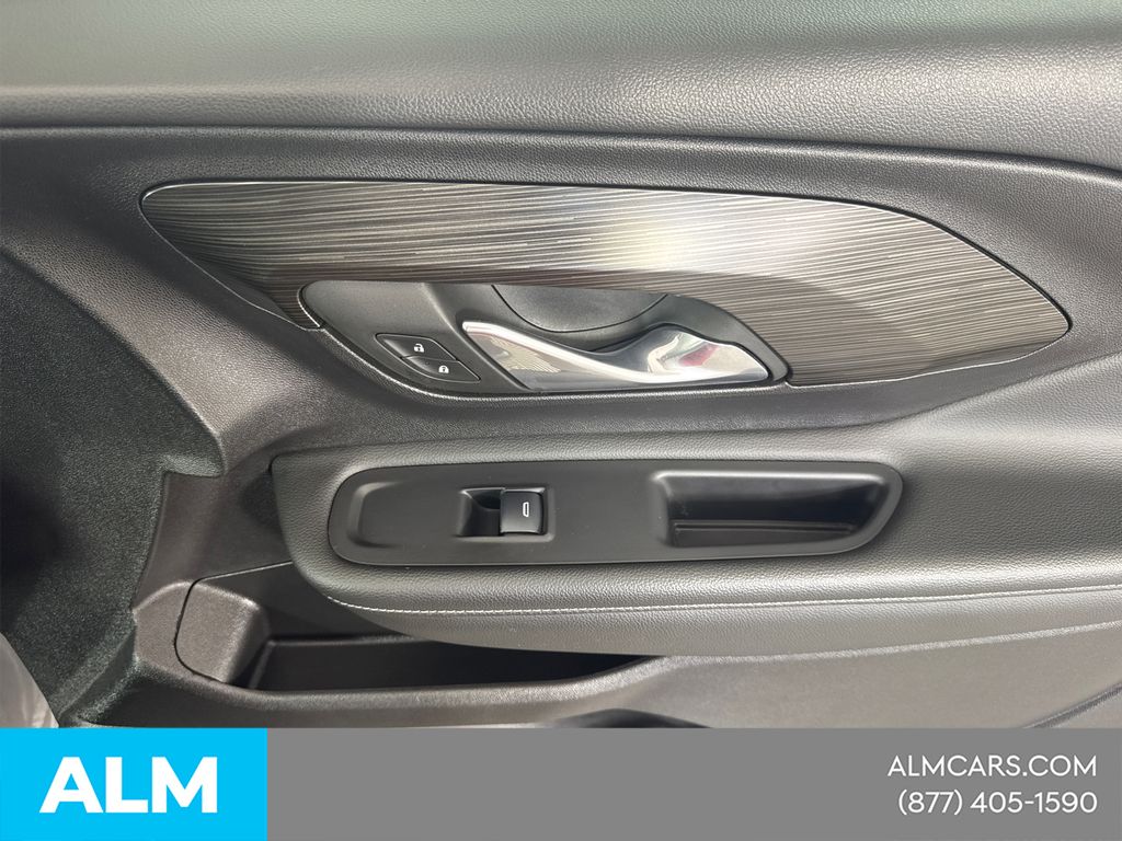 Used 2024 Sterling Metallic GMC SLE image 53