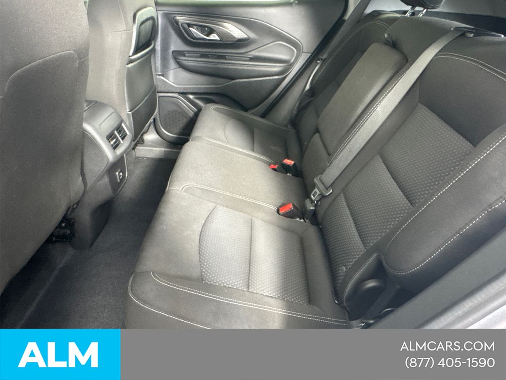 Used 2024 Sterling Metallic GMC SLE image 59