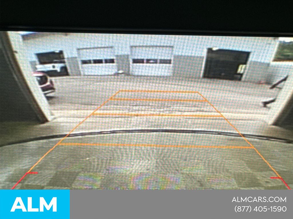 Used 2024 Sterling Metallic GMC SLE image 68