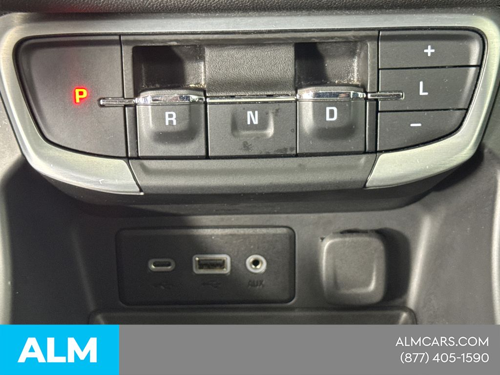 Used 2024 Sterling Metallic GMC SLE image 69