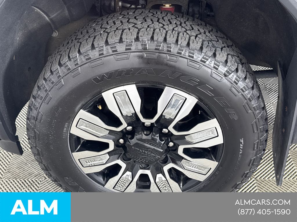 Used 2026 Onyx Black GMC Denali image 53