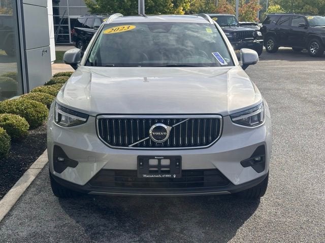 B5 AWD Plus Bright Theme